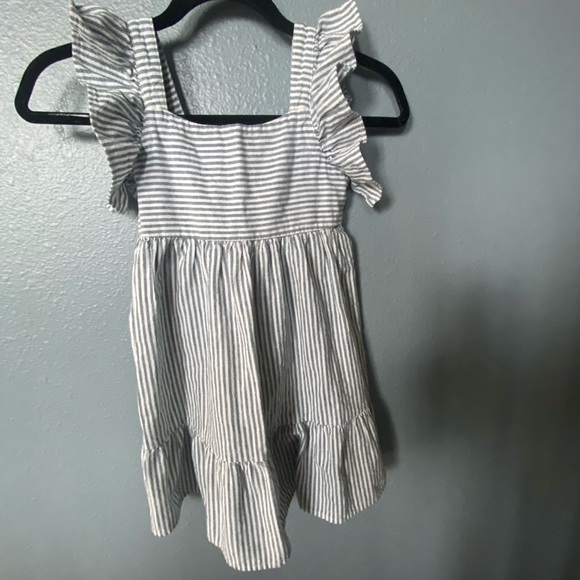 Sundresses and rompers  with Flutter Sleeves - Picture 4 of 14